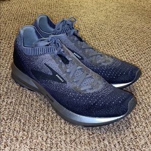 Men’s Brooks Levitate 2